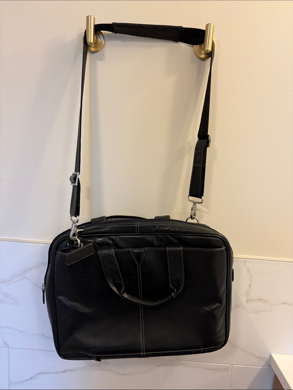 Johnston & Murphy Black Leather Laptop Briefcase with Detachable Strap